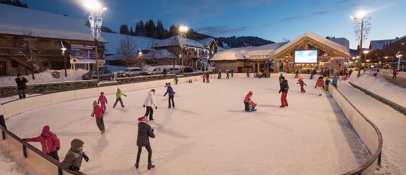 An ice rink lives in the center of town in Les Gats ski resort